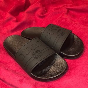 Gucci Wmns Logo Rubber Slide 'Black'